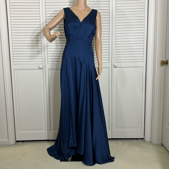 Fame and Partners Navy Sleeveless Wedding Dress - Picture 1 of 12